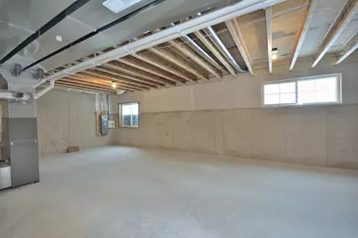 8191  Skylark Ct, Mequon, WI 53097 - Photo 29