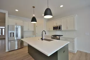 1017 Elderberry Rd, Oconomowoc, WI 53066 - Photo 19