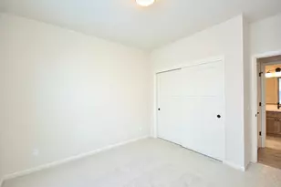 1017 Elderberry Rd, Oconomowoc, WI 53066 - Photo 9