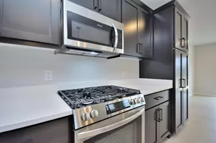 5998 Lillie Cir, Racine, WI 53402 - Photo 31