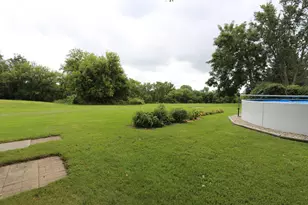 907 S University Ave, Beaver Dam, WI 53916 - Photo 33