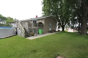 907 S University Ave, Beaver Dam, WI 53916 - Photo 35