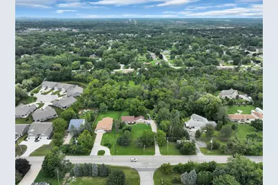 4120 S 124th St, Greenfield, WI 53228 - Photo 17