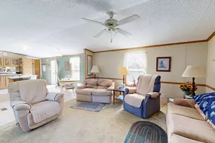 E2817 S Creek Rd, Genoa, WI 54624 - Photo 11