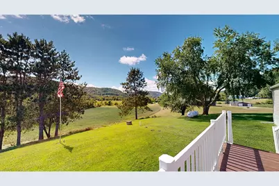 E2817 S Creek Rd, Genoa, WI 54624 - Photo 27