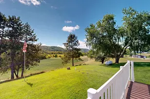 E2817 S Creek Rd, Genoa, WI 54624 - Photo 27