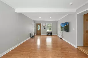 3168 S 97th St, Milwaukee, WI 53227 - Photo 5