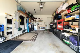 1021 Prairie Dr, Racine, WI 53406 - Photo 17