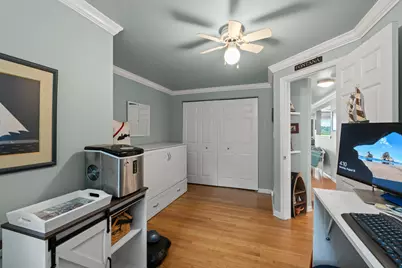 227  Dewey Ave #205, Fontana, WI 53125 - Photo 21