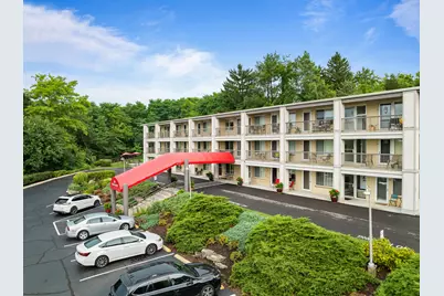 227  Dewey Ave #205, Fontana, WI 53125 - Photo 39