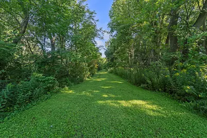 332  4 Mile Rd, Racine, WI 53402 - Photo 11