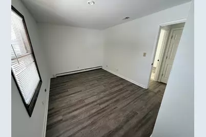 447  Merton Ave, Hartland, WI 53029 - Photo 7