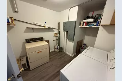 447  Merton Ave, Hartland, WI 53029 - Photo 15