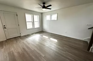 1053 Fairway Ct, Sheboygan Falls, WI 53085 - Photo 7