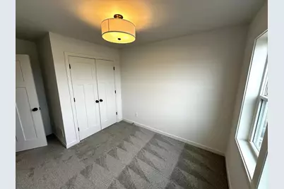 1053  Fairway Ct, Sheboygan Falls, WI 53085 - Photo 9