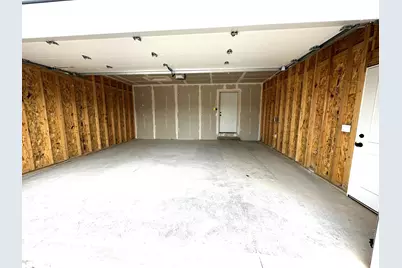 226  Fairway Dr, Sheboygan Falls, WI 53085 - Photo 23