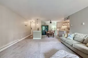 320 E Pleasant St, Oconomowoc, WI 53066 - Photo 9