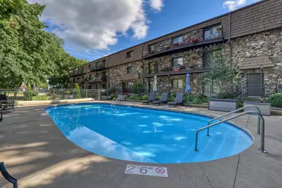 320 E Pleasant St #202, Oconomowoc, WI 53066 - Photo 1