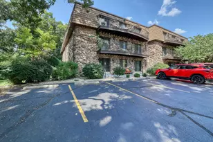 320 E Pleasant St, Oconomowoc, WI 53066 - Photo 25