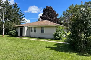 3819 68th St, Racine, WI 53126 - Photo 9