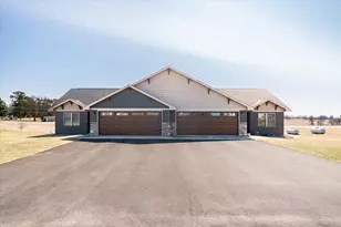 S4676 Erickson Ln, Jefferson, WI 54665 - Photo 13