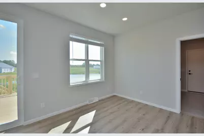 W199N5322  Ponderosa Ct, Menomonee Falls, WI 53051 - Photo 11