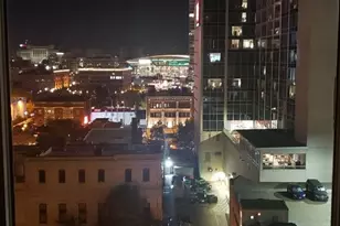 270 E Highland Ave, Milwaukee, WI 53202 - Photo 25