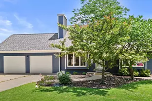 9388 S 43rd St, Franklin, WI 53132 - Photo 1