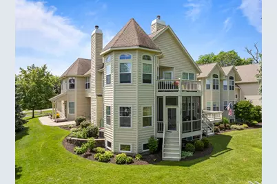 1018  Terrace Ct #43-5M, Geneva, WI 53147 - Photo 1