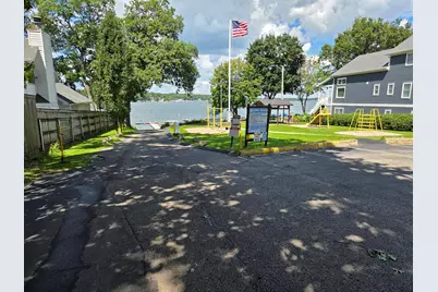 2816  Mabie St, Delavan, WI 53115 - Photo 25