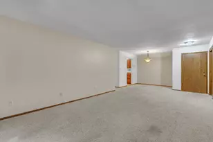 615 Michigan Ave, Sheboygan, WI 53081 - Photo 15