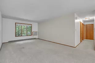 615 Michigan Ave, Sheboygan, WI 53081 - Photo 13