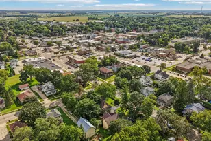 204 E Court St, Elkhorn, WI 53121 - Photo 97