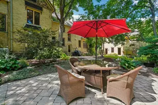 204 E Court St, Elkhorn, WI 53121 - Photo 37