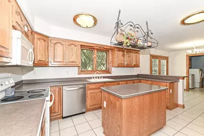 N7450  Carriage Dr, Troy, WI 53121 - Photo 19