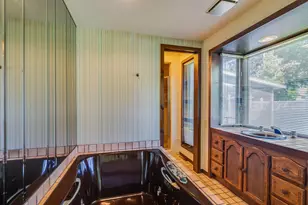 2329 23rd St, La Crosse, WI 54601 - Photo 13