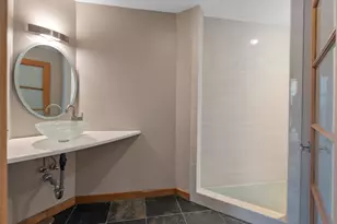 305 W Silver Spring Dr, Glendale, WI 53217 - Photo 11