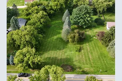 N56W36834  Lisbon Rd, Oconomowoc, WI 53066 - Photo 1