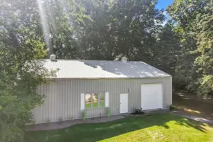 W2172 Country Club Ln, East Troy, WI 53120 - Photo 9