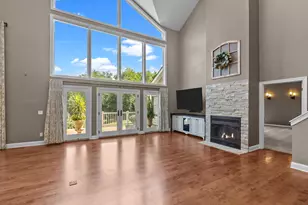 W2172 Country Club Ln, East Troy, WI 53120 - Photo 13