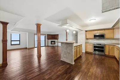 415 N Lake St #701, Port Washington, WI 53074 - Photo 5