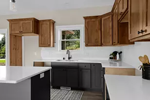 940 Crockett Dr, Holmen, WI 54636 - Photo 7