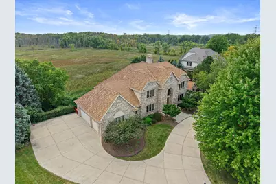 19475  Summerhill Ln, Brookfield, WI 53045 - Photo 1