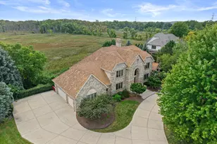 19475 Summerhill Ln, Brookfield, WI 53045 - Photo 1