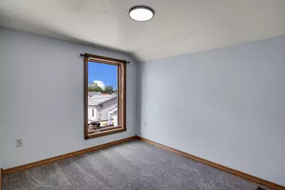 408 S Court St, Sparta, WI 54656 - Photo 15