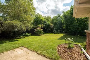 7769 N Delta Pl, Milwaukee, WI 53223 - Photo 27