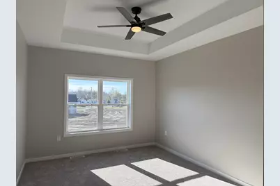 202  Edgewater Ct, Theresa, WI 53091 - Photo 11