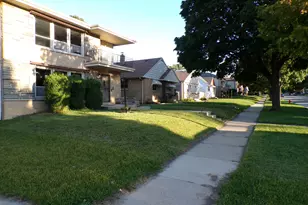 3950 N 68th St, Milwaukee, WI 53216 - Photo 11