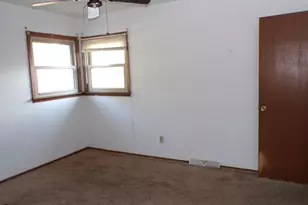 3950 N 68th St, Milwaukee, WI 53216 - Photo 31