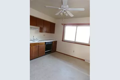 3950 N 68th St #3952, Milwaukee, WI 53216 - Photo 37